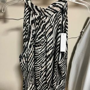 NWT White House Black Market keyhole top